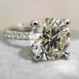 18K White Gold 0.71ctw Diamond Solitaire Ring