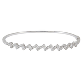 18K White Gold RD 0.85 ctw  TP 0.80 ctw Diamond Bangle