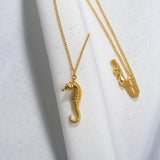 14K Yellow Gold 0.02ctw Diamond Seahorse Charm